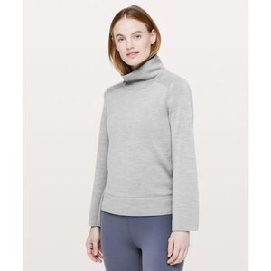 Lululemon City Trek Turtleneck Sweater Gray size XS S Merino Wool